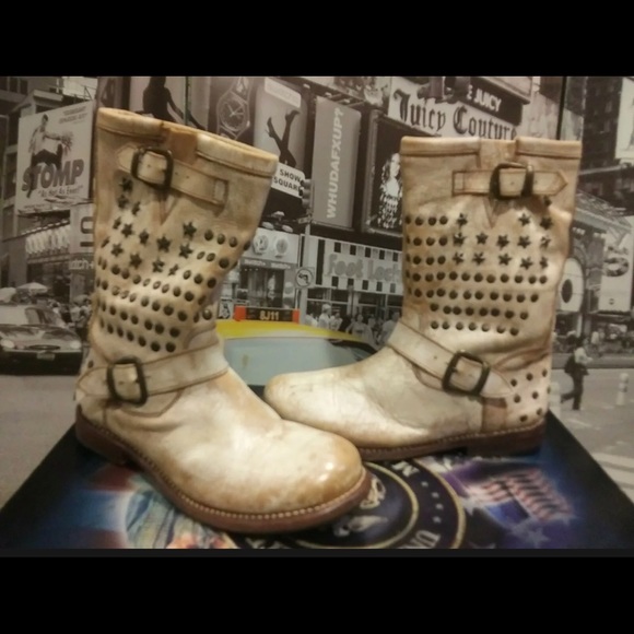 Bed Stu Whacky Biker Boot 👢 Distressed w/ studs size 8.5 but fits more like 7.5 - Picture 2 of 2